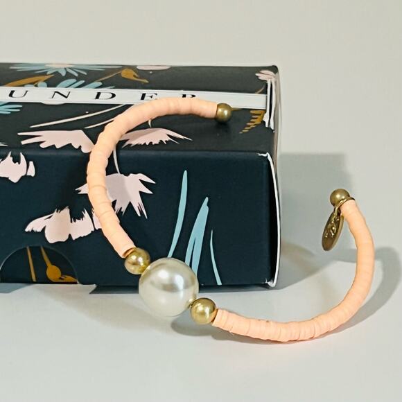 New Plunder “Marianna” Breast Cancer Awareness Pearl Bracelet - Picture 2 of 6